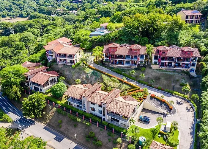 Spectacular Ocean Views Breathtaking Sunsets * Potrero (Guanacaste)